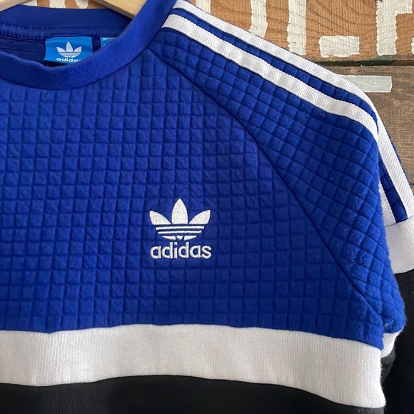 Adidas Unisex Long Sleeve Color Block Crew Neck Sweatshirt - Picture 2 of 4